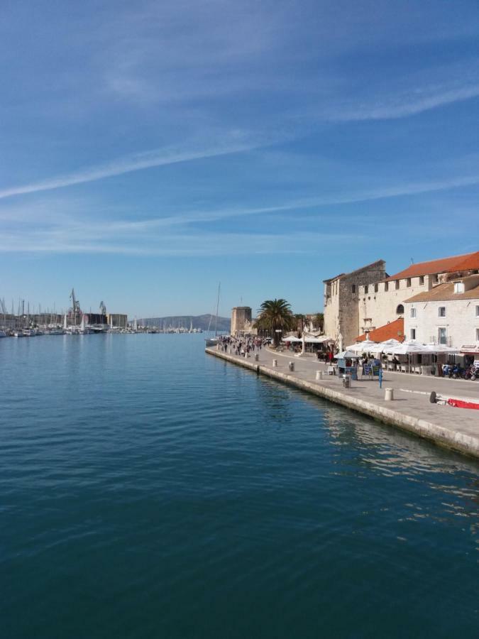 Apartman Zora Apartment Trogir Exterior photo